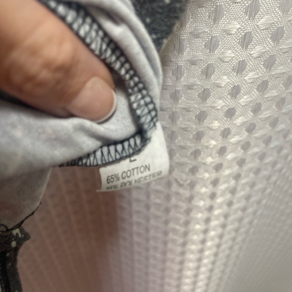 Baseball Mama Graphic T-Shirt - Picture 3 of 4